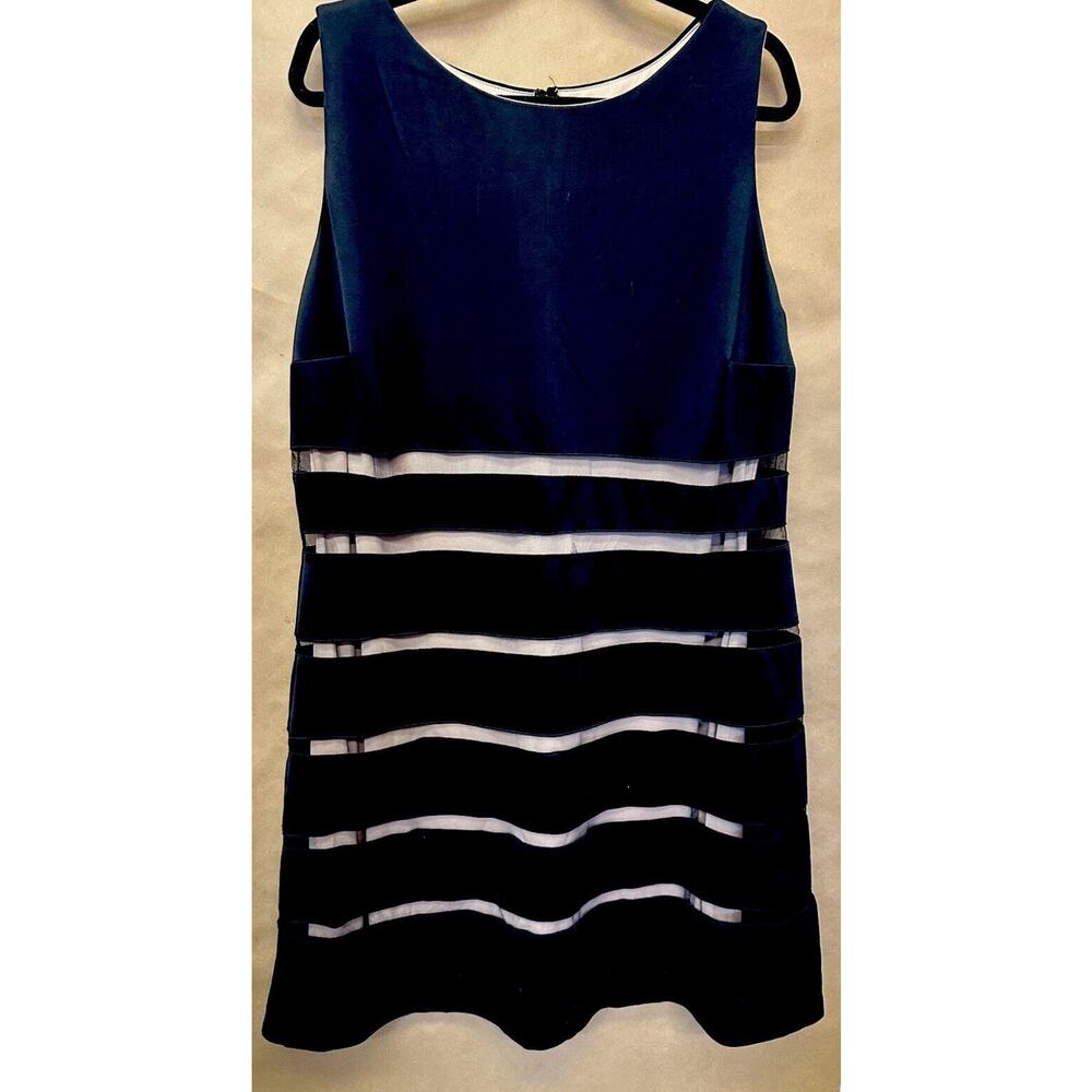 MM Perfect Body Con LBD w/ Mesh Inserts and Nude Lining 16/18 NWOT